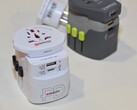 Bisher gibt es nur einen Reiseadapter von Skross mit USB PD. (Foto: Andreas Sebayang/Golem.de)